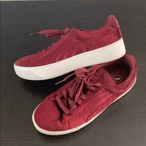 Women’s Platform Puma Sneakers